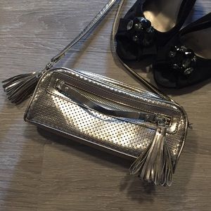 🎉FREE with any purchase $50 and up.